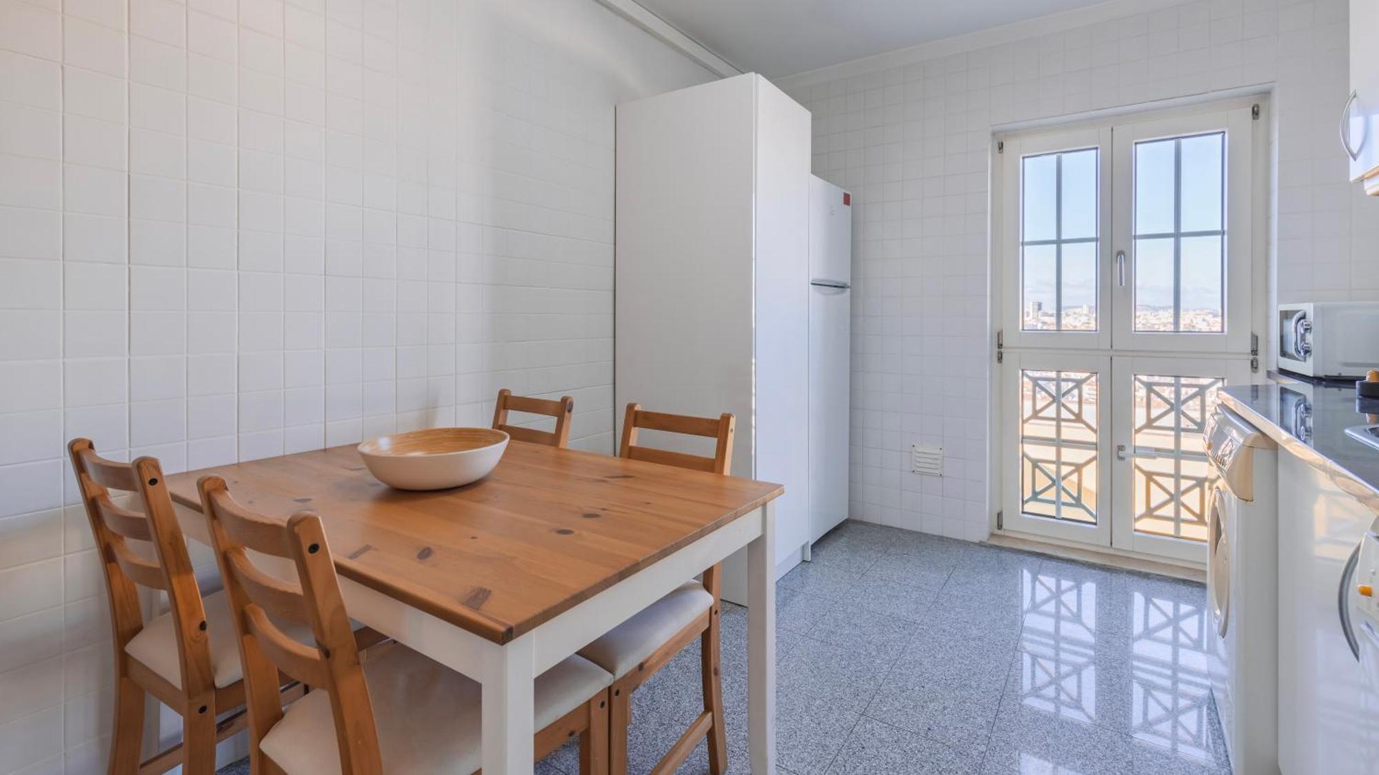 Stylish Apartment With Parking By Lovelystay Lisabona Exterior foto