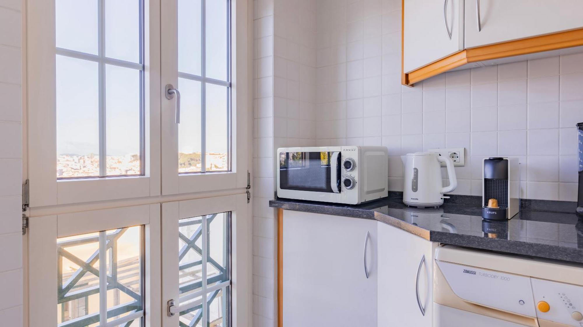 Stylish Apartment With Parking By Lovelystay Lisabona Exterior foto